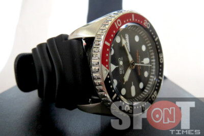 Pre-owned Seiko Diver's Black 200m Automatic Men's Watch Skx009j1