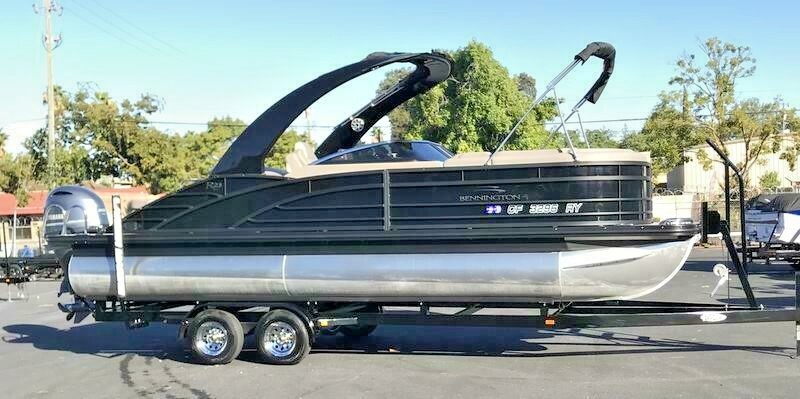 2017 BENNINGTON 23 RSBWA WITH 200 HP YAMAHA MOTOR--PRICE REDUCTION!