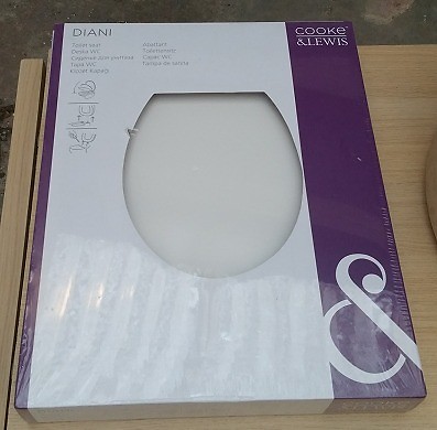 COOKE & LEWIS DIANI WHITE TOP-FIX SOFT CLOSE TOILET SEAT | in Swindon
