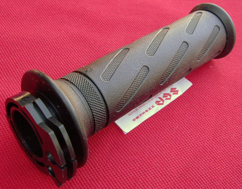 Suzuki Black Motorcycle & Scooter Handlebar Grips, Covers & Pads