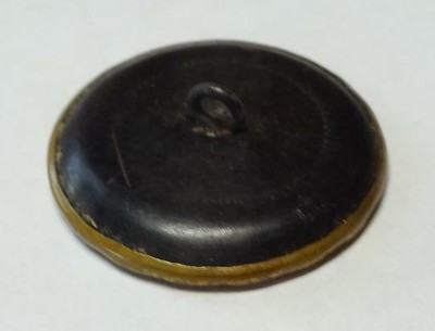 Medium vintage metal picture button figure with bow