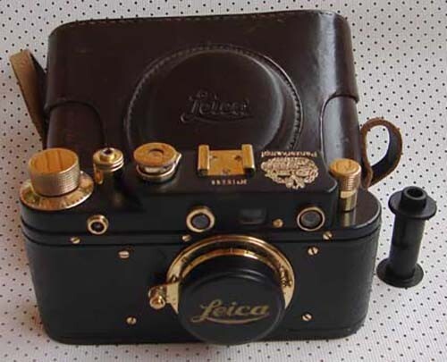 Leica III Panzerkampf copy black-gold in leather case (Zorki