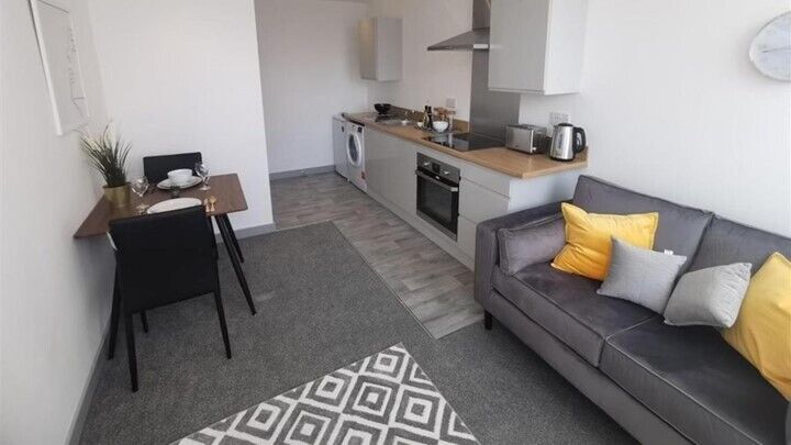 Cleveland street to let 1 bed apartment  fully furnished  