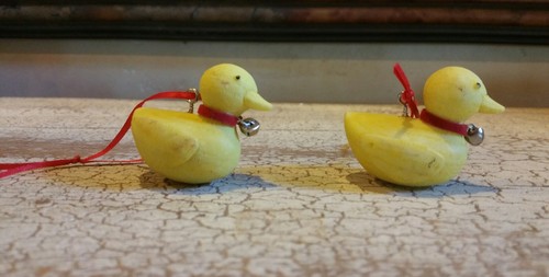 Set of 2 Decorative Resin Duck Figures Sculpture Ornament Home Garden Decor