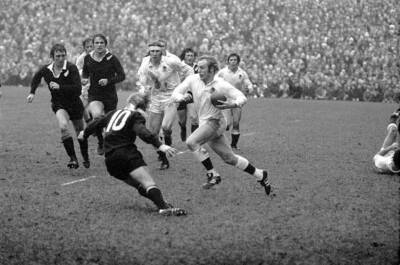 New Zealands Ian Stevens Tackles Englands David Duckham 1973 Old Rugby Photo