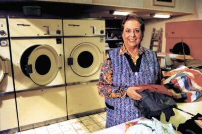 Dutch actress Mimi Kok on the set of Dutch TV show SCHOON GOED Old Photo