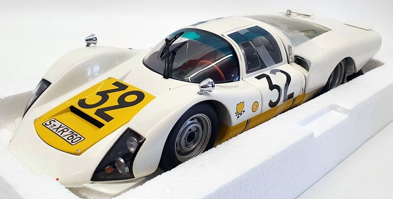 ミニカー MINICHAMPS PORSCHE906 WORLD RECORD MONZA Minichamps Porsche 906 World Record Monza 1967 1:18 mit OVP