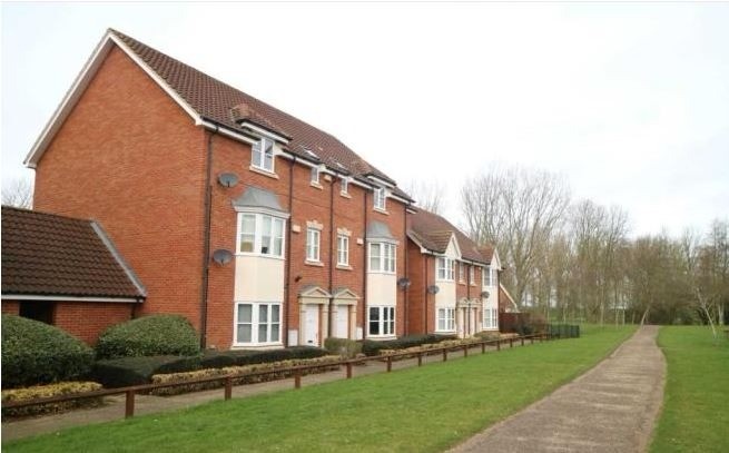 To Rent Large 3 Bed Executive Flat In Middleton In Milton Keynes Buckinghamshire Gumtree