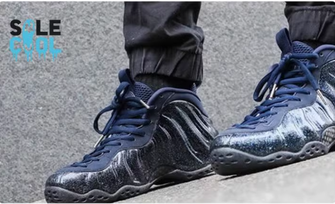 Nike Air Foamposite One Glitter Women's Obsidian Blue Shoes