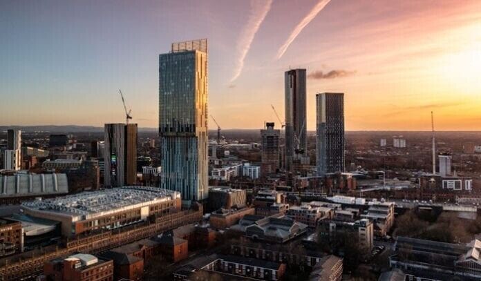 ATTENTION LANDLORDS HOUSES/FLATS/APARTMENTS NEEDED IN MANCHESTER- Guaranteed rent scheme available 