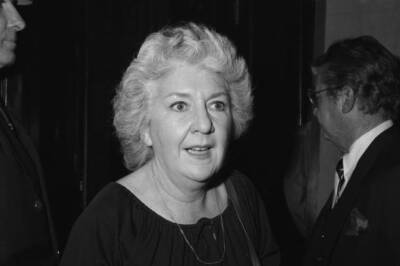Jean Stapleton wearing a tie-front top at an unspecified event peo- Old Photo