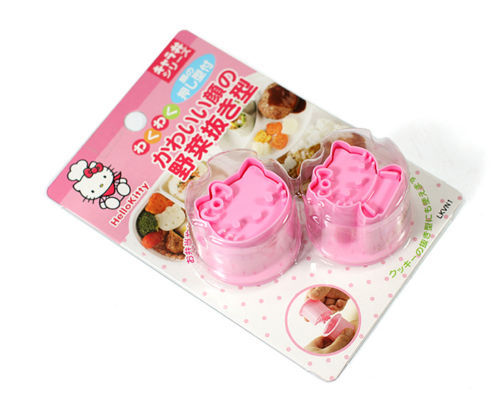 Hello Kitty Baking Accessories and Cake Decorating