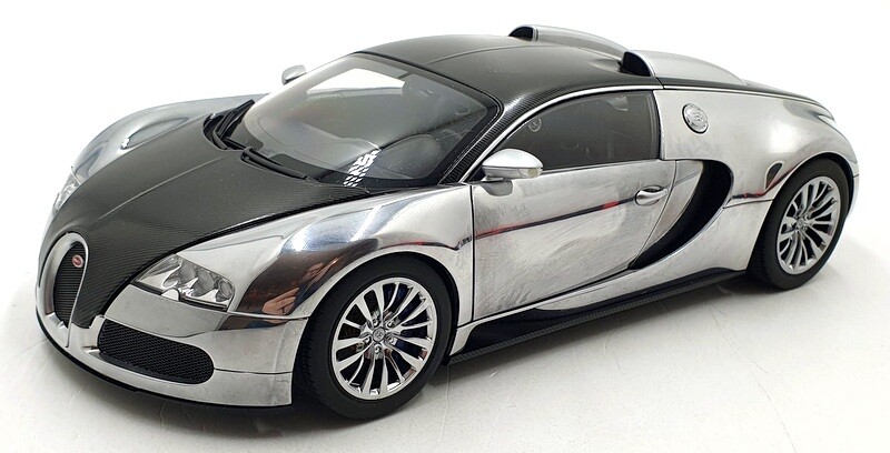 Autoart 1/18 Scale Diecast 70966 - Bugatti Veyron 16.4 Pur