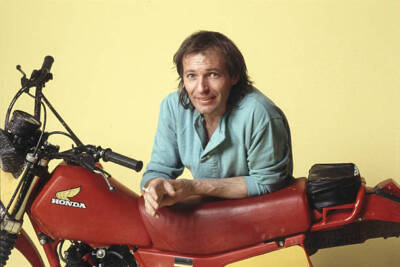 Italian rock singer Vasco Rossi on a photographic set with a c- 1983 Old Photo 1
