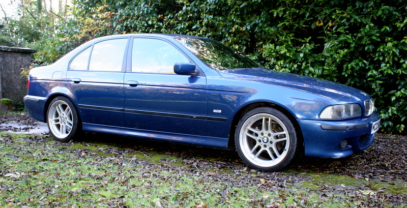 Bmw m5 525i