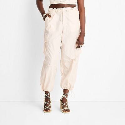 

Женские нейлоновые брюки-карго Utility - Future Collective с Alani Noelle Cream