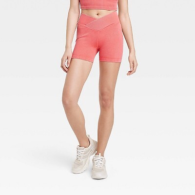 

Женские велосипедные шорты с перекрестным поясом 4 дюйма - JoyLab Berry Pink, Розовый