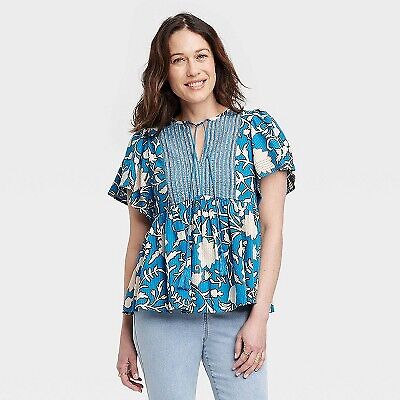 

Женский топ с короткими рукавами развевающийся - Knox Rose Blue Floral, Синий