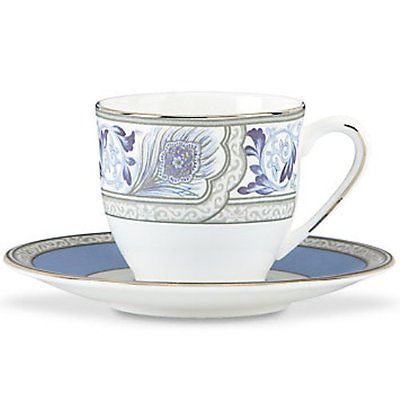 Anthropologie Xícaras e Pires