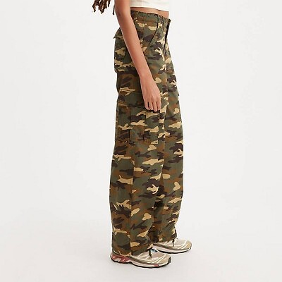 

Женские широкие джинсы со средней посадкой Levis 94 Baggy Cargo - камуфляж Grape Leaf Emily, Not available