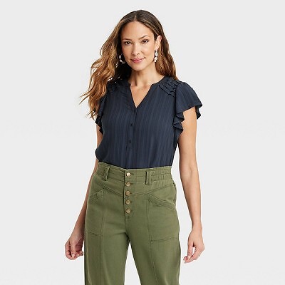 

Женская майка с короткими рукавами и глубоким V-образным вырезом - Knox Rose Navy Blue M, Not available