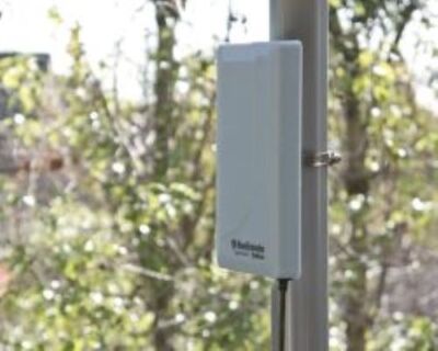 Super Long Range Wi-Fi outdoor USB client Ralink RT3070 w/ 10 dB antenna 2000mW