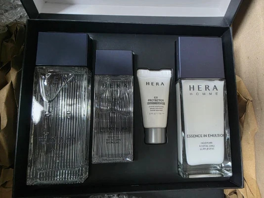 HERA Homme Essence In Special Set Skin 125ml Emulsion 110ml Men Anti-Aging Face