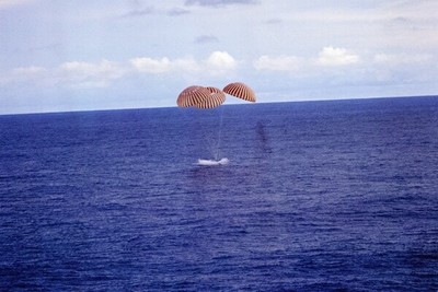 New NASA Photo: Apollo 13 Splashdown After Lunar Landing Mission - 6 Sizes!