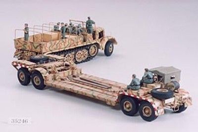 Tamiya 1/35 FAMO and Tank Transporter -35246 Military Model Kit