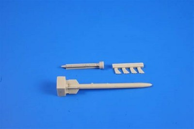 CMK 1:48 AGM-88 HARM Air-to-Surface Missile NATO / US LAU-118 Launcher 4314