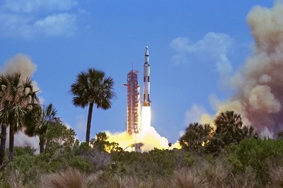 New 5x7 NASA Photo: Launch of Lunar Mission Apollo 16, Saturn V Rocket Vehicle