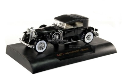 1932 CHRYSLER LEBARON DIE CAST 1/32 BLACK BY SIGNATURE 32316