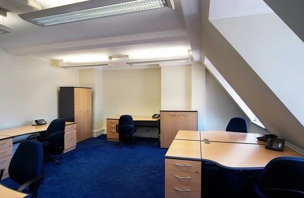 Serviced Offices For 5 80 People In Berkeley Square W1j Private