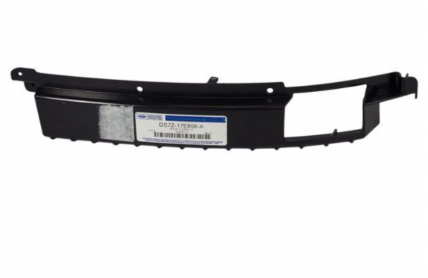 2013-2016 Ford Fusion Cover Bracket - Right Front