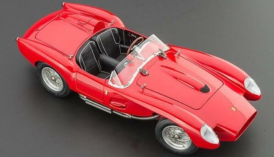 CMC M-071 1958 FERRARI 250 TESTA ROSSA Pontoon Fender .UK STOCK