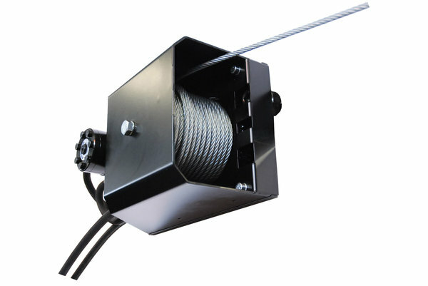 2200kg Hydraulische Kranwinde + Funk für Rückewagen Kran Holzzange Rückezange