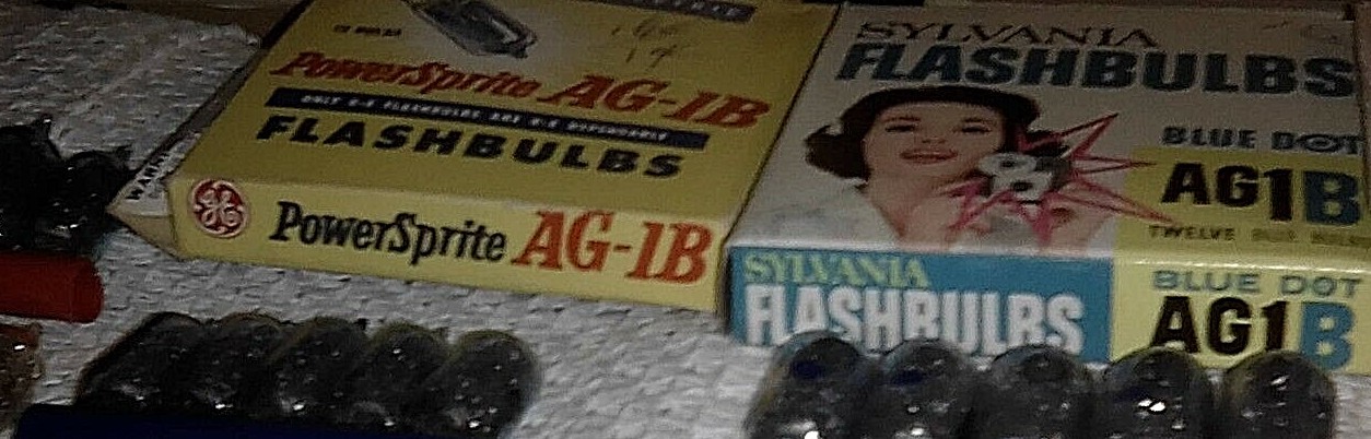 GENERAL ELECTRIC GE PowerSprite Flashbulbs AG-1B (7) AG-1 (3) Sylvania AG1B (10)