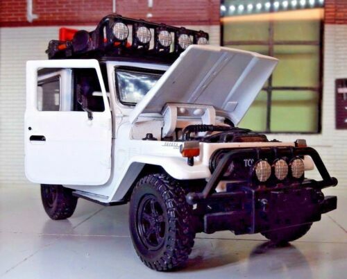 ミニカー Toyota FJ40 Land Cruiser 1:24 Amazon.com: Motor Max 1974 Toyota FJ40 Land Cruiser