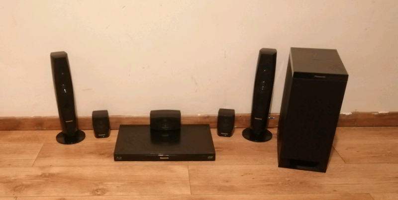 Panasonic sa-btt370 1000W surround sound system | in Derby, Derbyshire