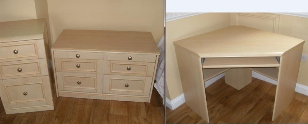 Mfi Bedroom Office Set Of 3 In Very Good Condition In