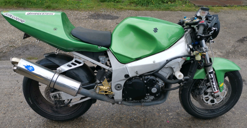 Suzuki gsxr 600 k1