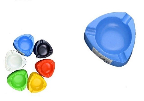 Set 12 Pz Posacenere Porta Cenere In Plastica Colorata Triangolare Fumatori dfh