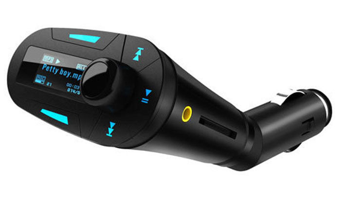 Transmitter mit Ladefunktion für tragbare Audiogeräte