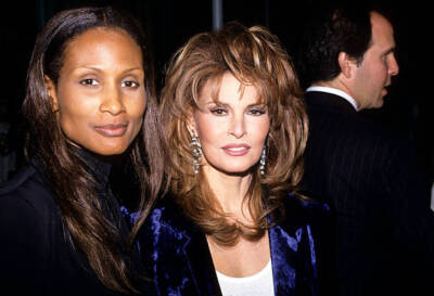 Beverly Johnson Raquel Welch attends Batoto Yetu Rites of Spring b - Old Photo