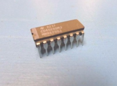 (1) NSC CD4028BMJ / MM4628BJ (=CD4028BE) BCD DECIMAL DECODER 16-PIN CERAMIC DIP