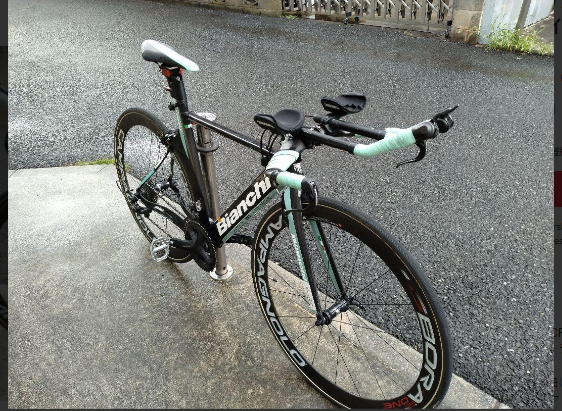 Bianchi TT Bike Without Wheels (Pico Chrono)