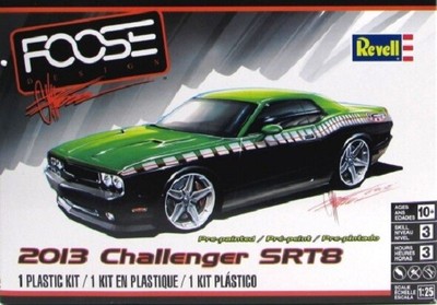 Revell 1/25 2013 Challenger SRT8 Foose Design Green/Black Ltd RMX4398