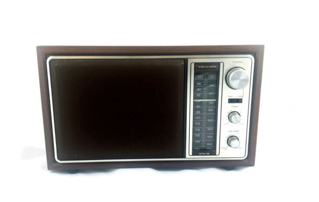 Realistic Vintage Radios