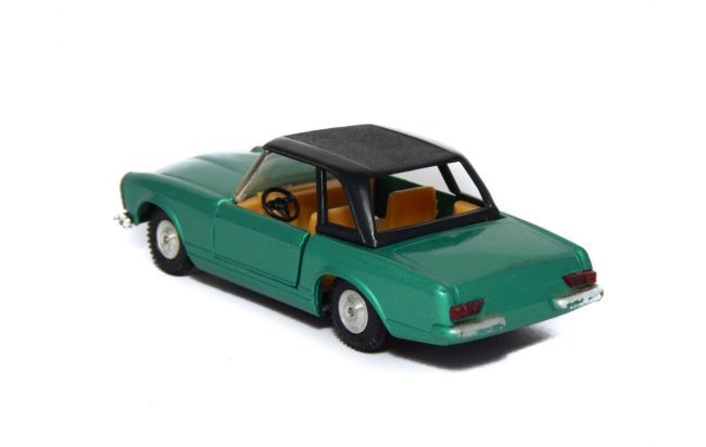 Gama Vintage Diecast Cars, Trucks and Vans