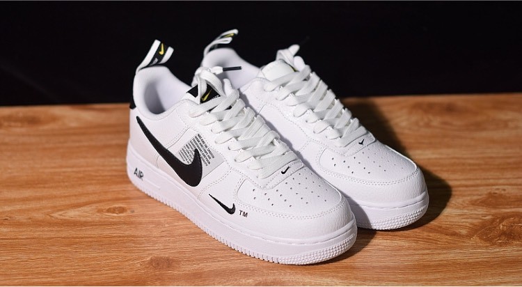 Nike Air Force 1 07 LV8 Utility WhiteBlack | in Loughborough, Leicestershire | Gumtree Nike Air Force 1 07 LV8 Utility WhiteBlack | in Loughborough, Leicestershire | Gumtree